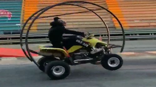 碰碰車的快樂撞擊與童年回憶